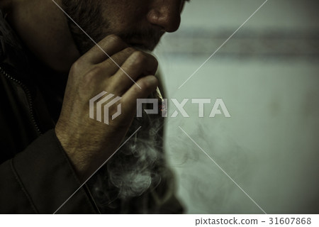 Homeless Adult Man Smoking Cigarette Addiction 31607868