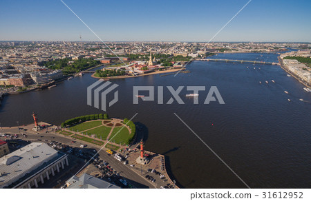 Aerial view of city center in St. Petersburg 31612952