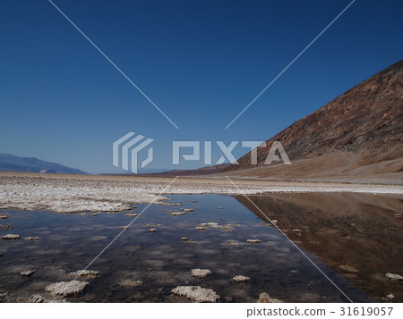 Badwater Basin in Death Valley 31619057