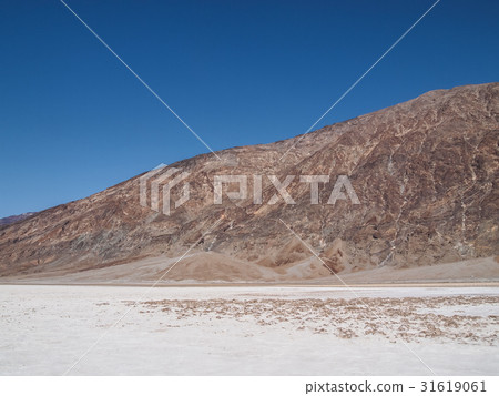 Badwater Basin in Death Valley 31619061