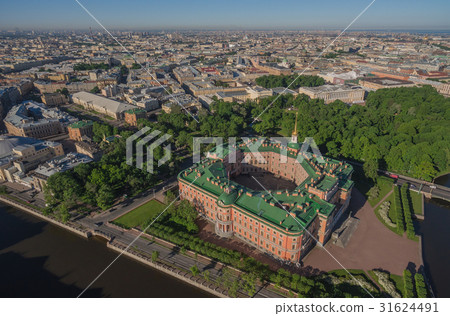 Aerial view of Mikhailovsky castle in Saint 31624491