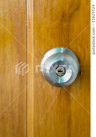 door knob wood backgrond , basic wood door door knob wood backgrond , basic wood door 31625524