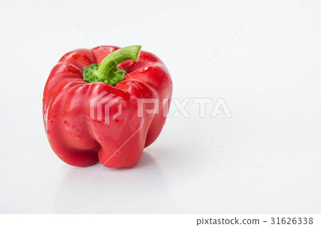 sweet pepper isolated in white background sweet pepper isolated in white background 31626338