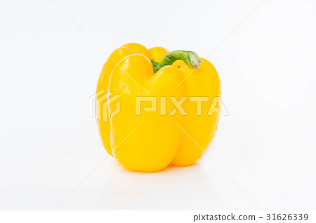 sweet pepper isolated in white background sweet pepper isolated in white background 31626339