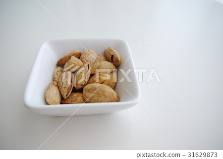 Almond with shell 31629873