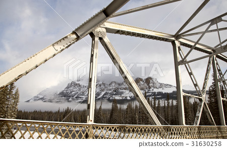 Castle Mountain Alberta in Winter Castle Mountain Alberta in Winter 31630258