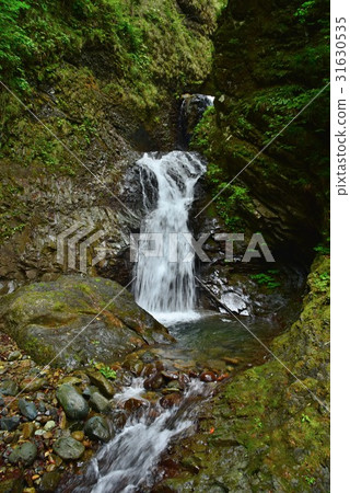 Ryuka Falls Ryuka Falls 31630535