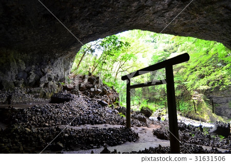 Torii at the Amaisei shrine 31631506
