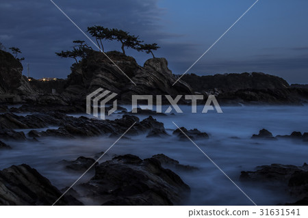 Evening view from the Yokosuka Arasaki coast Evening view from the Yokosuka Arasaki coast 31631541