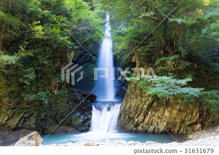 Oyama Falls Oyama Falls 31631679
