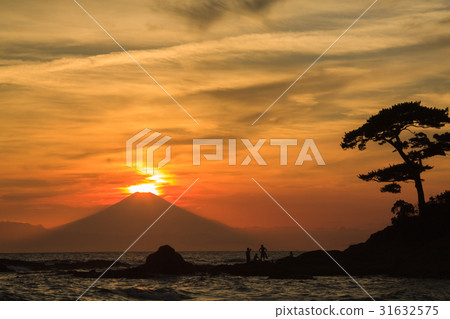 Ukiyoe Azusa Miura Akitani's village Diamond Fuji Ukiyoe Azusa Miura Akitani's village Diamond Fuji 31632575