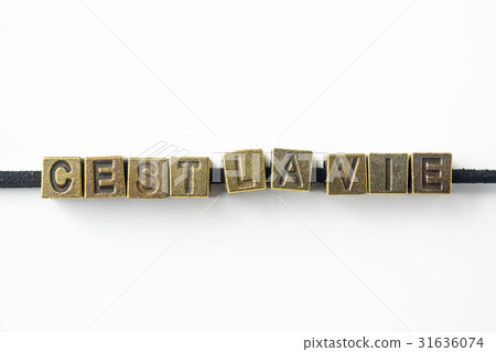 metal cube word " c'est la vie " link with line 31636074