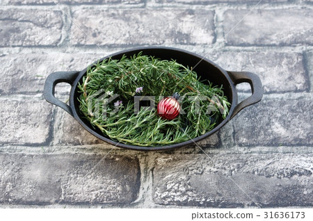 Iron pot and rosemary 31636173