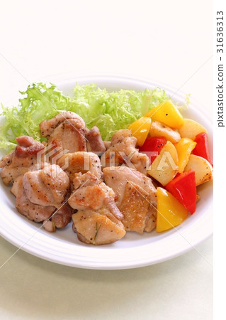 Chicken rosemary saute 31636313