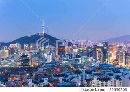 Seoul cityscape at night in South Korea Seoul cityscape at night in South Korea 31636708