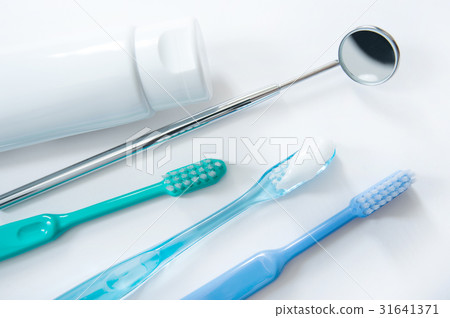 Tooth brushing prevention image 31641371