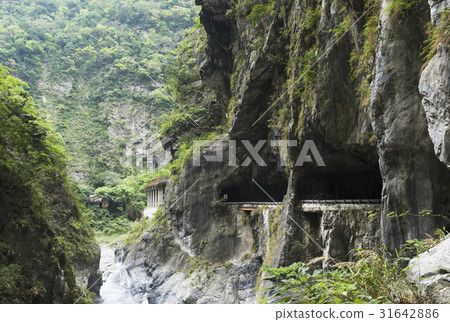 Nine Caves in Taroko National Park 31642886