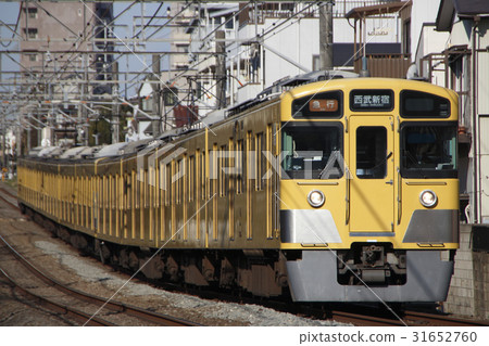 [SS] Seibu Shinjuku Line 2000 Series (Express - 10-car formation: Seibu Shinjuku ⇔ Honkawagoe) 31652760