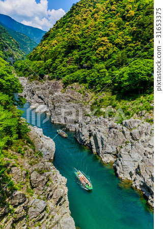 Valley and Pleasure Boat Oboke在附近的Koboke 31653375
