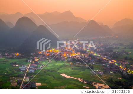 rice field in valley around in Bac Son, Vietnam. rice field in valley around in Bac Son, Vietnam. 31653396