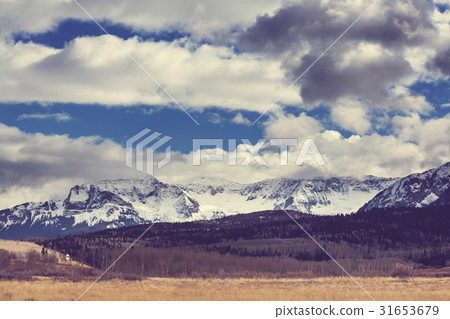 Colorado mountains 31653679