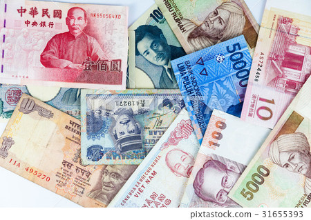 Multi currency note indicating world economy  31655393