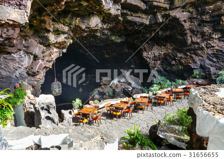 volcanic cave in Jameos del Agua, Lanzarote volcanic cave in Jameos del Agua, Lanzarote 31656655