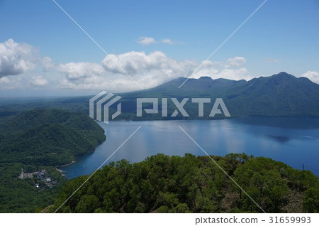 Lake Shikotsu (view from Monbetsudake) 31659993