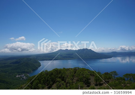 支笏湖（從Monbetsudake看） 31659994