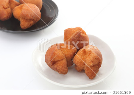 薩塔安達吉 薩塔安達吉 31661569