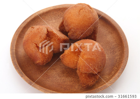 薩塔安達吉 31661593