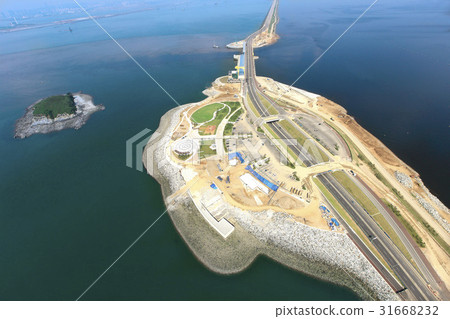 Sihwa tidal power plant, Sihwa seawall, Ansan city, Gyeonggi-do Sihwa tidal power plant, Sihwa seawall, Ansan city, Gyeonggi-do 31668232