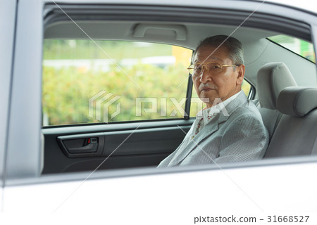 Senior male car business image 31668527