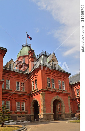 札幌步行：北海道機構的前主樓 31669703