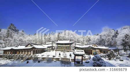 Bongseon-sa, Namyangju-si, Gyeonggi-do Bongseon-sa, Namyangju-si, Gyeonggi-do 31669879
