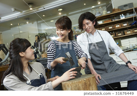 Chordal harmony 31676449