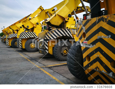 Heavy Transportation Equipment Container Handlers Heavy Transportation Equipment Container Handlers 31676608