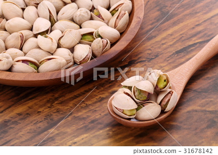 Pistachio Pistachio 31678142