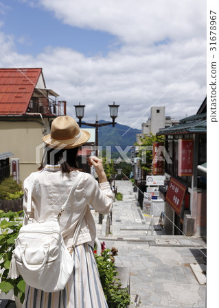 A young woman enjoying Ikaho 31678967