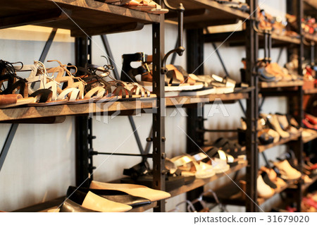 Women shoes on the shelves in the store 31679020