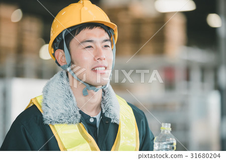 guard man, water, gents 31680204