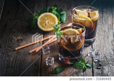 Fresh made Cuba Libre Fresh made Cuba Libre 31680485