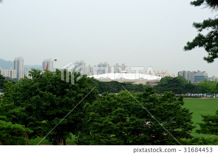 Olympic park in Seoul in summer, South Korea Olympic park in Seoul in summer, South Korea 31684453