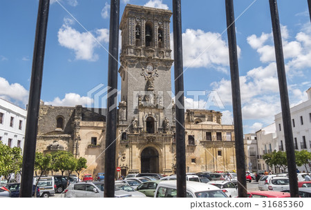 Church of Santa Maria de la Asuncion, Arcos 31685360