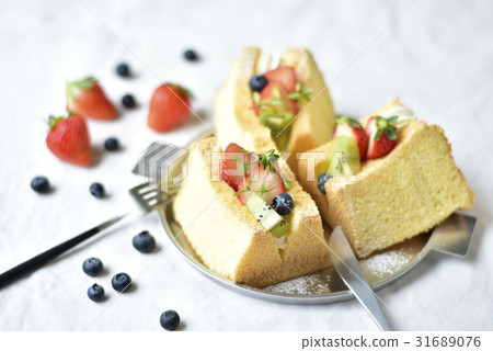 Chiffon sandwich 31689076