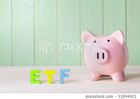 Exchange Traded Funds theme  31694921