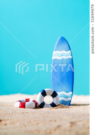 Summer theme with surfboard 31694979