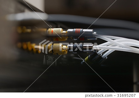 Hifi amplifier back 31695207