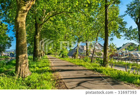 Bikeway along the Rhone - Rhine Canal in Alsace 31697393