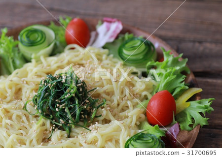 Reese's salad and chilled ramen Ramen salad Reese's salad and chilled ramen Ramen salad 31700695